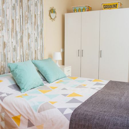 Apartment San Francisco Малага Екстериор снимка