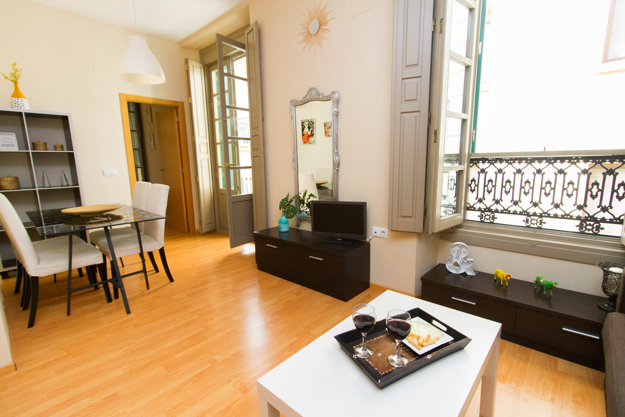 Apartment San Francisco Малага Екстериор снимка